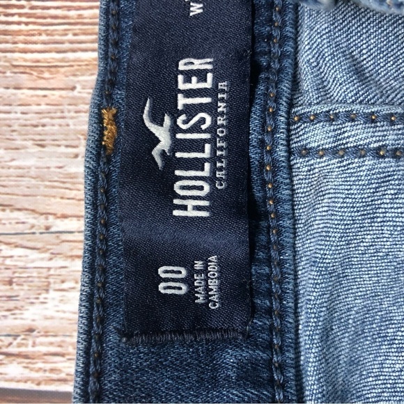Hollister Jean Shorts - Picture 2 of 3